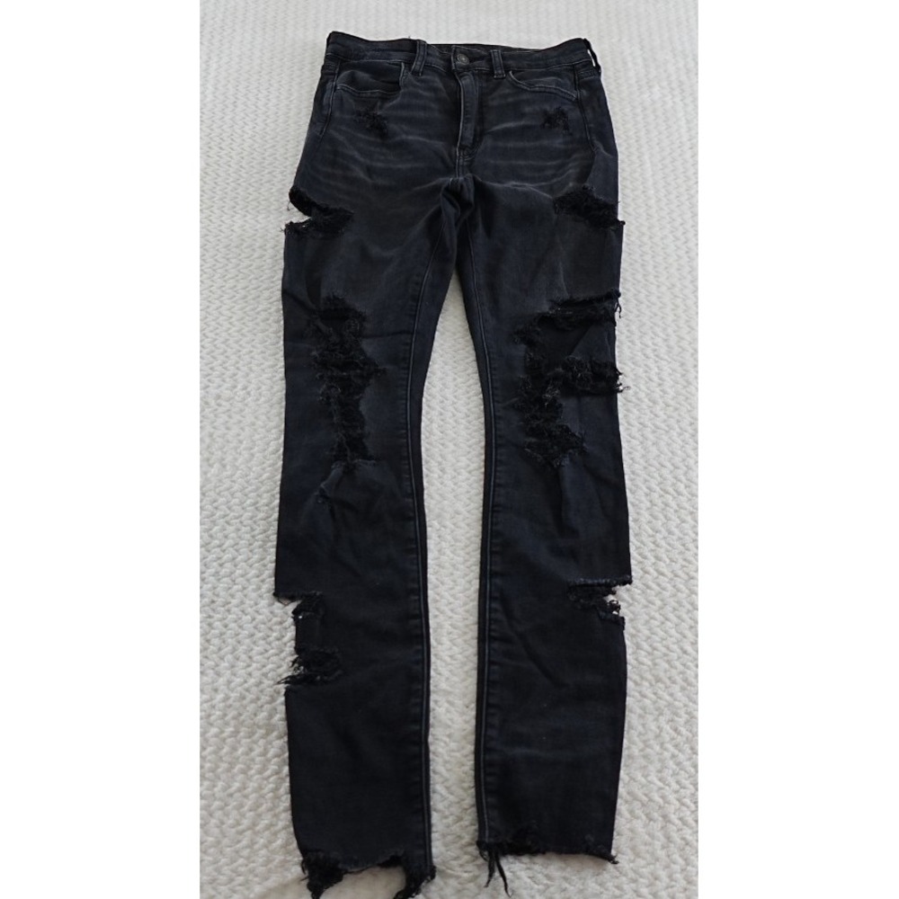 American Eagle Black Ripped Jeans Next Level Stretch Size 4 regular